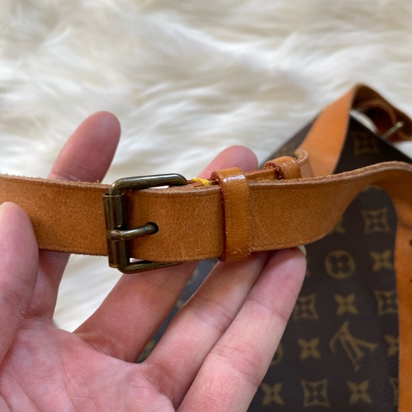 Authentic vintage Louis Vuitton monogram Cartouchiere GM - Picture 10 of 13